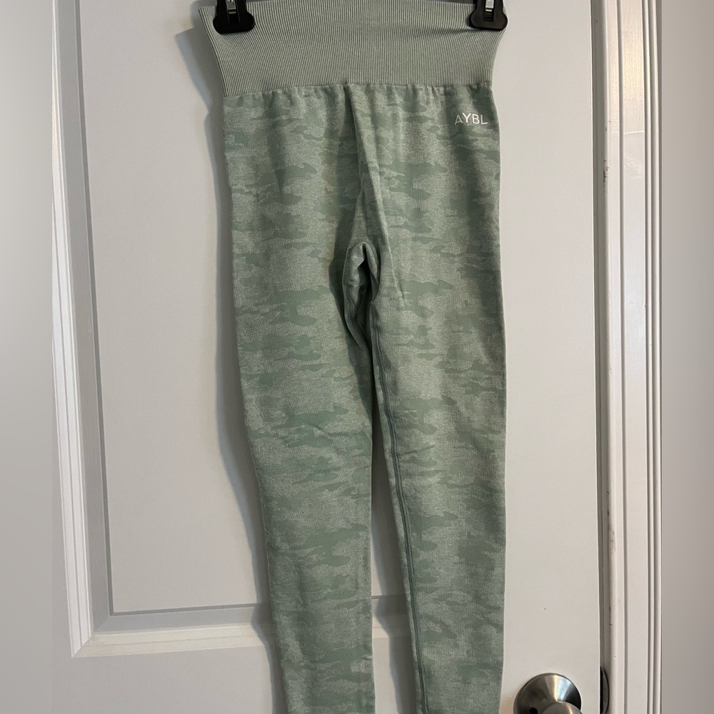 AYBL workout leggings